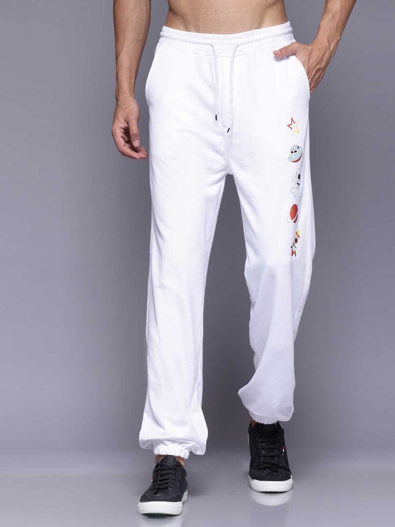 FLYNOFF White Printed Loose Fit Men's Jogger Pant - Image 1